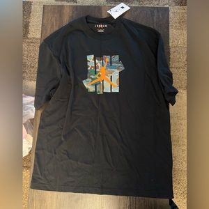 brand new with tags in great condition!